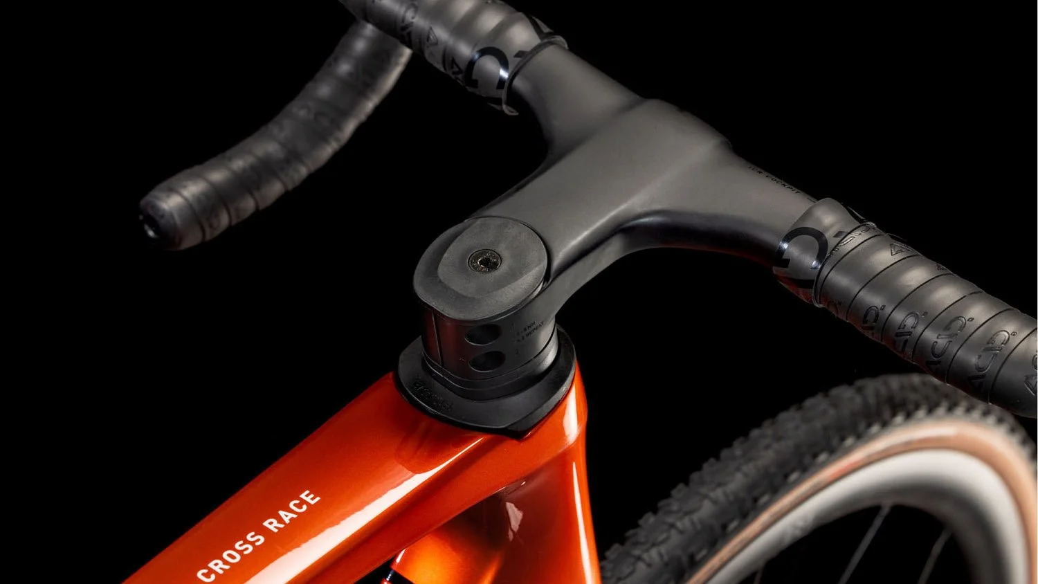 Cube Cross Race C:62 SLX electricorange´n´white - Image 2