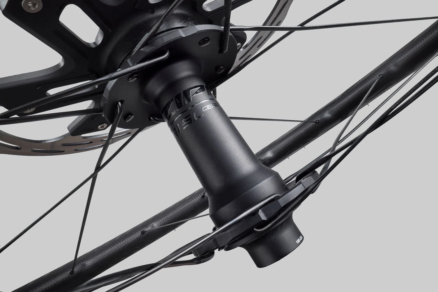 Zipp 303 SW Carbon Disc Sram XDR - Image 4